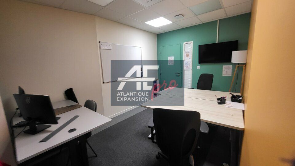 Location bureaux 14 m² non divisibles