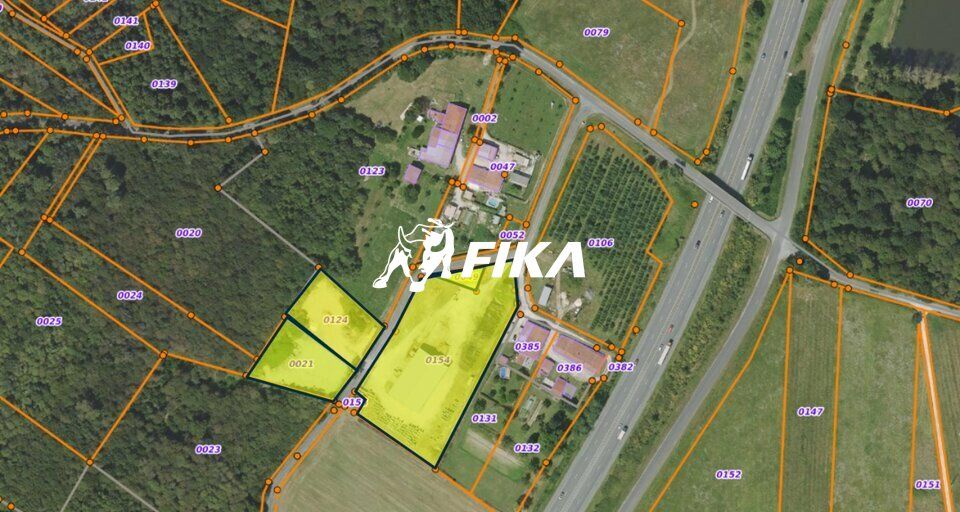 TERRAIN DE 12585 m² ET ENTREPOT DE 800m² (17210) 