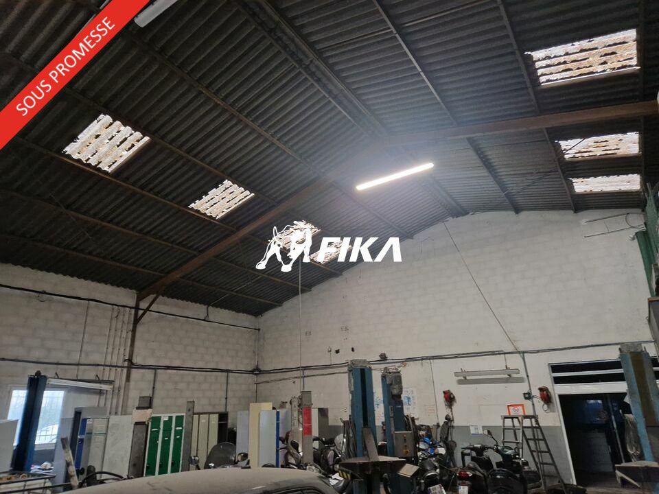 VENTE ENTREPOT D'ACTIVITÉ 900 m²-(31200) TOULOUSE