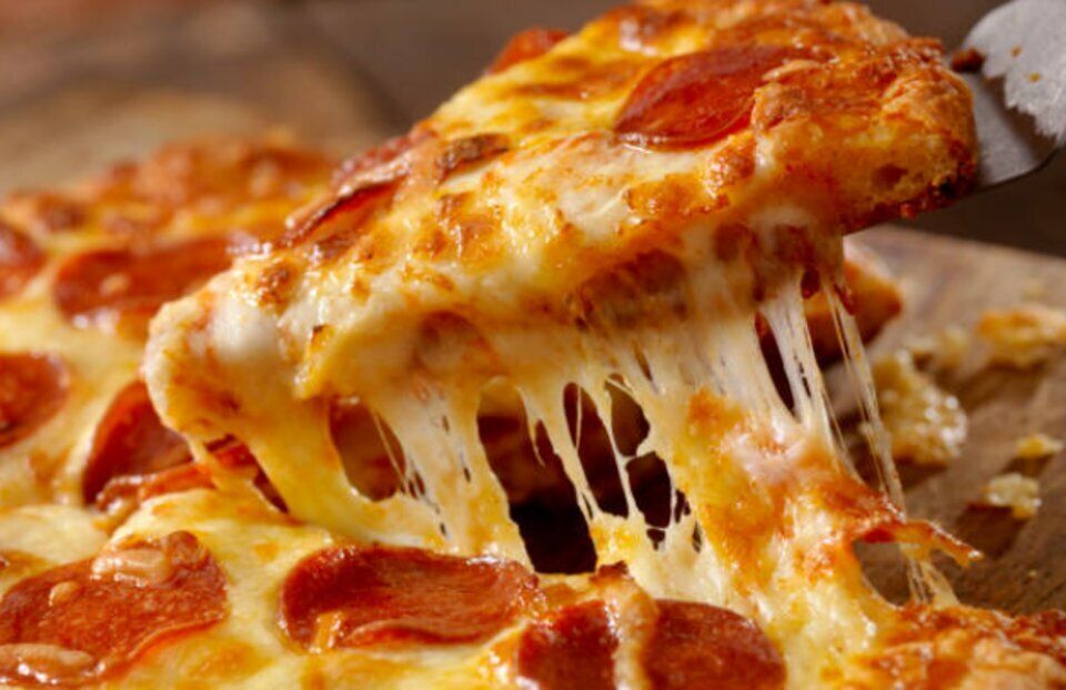 À SAISIR – FONDS DE COMMERCE PIZZAS À EMPORTER AVEC BONNE CLIENTÈLE ET PETIT LOYER