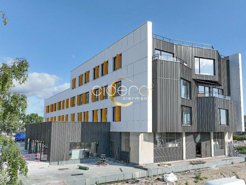 A louer local commercial avec vitrine au sein du programme Ilot Pardieu à Clermont-Ferrand (63000)