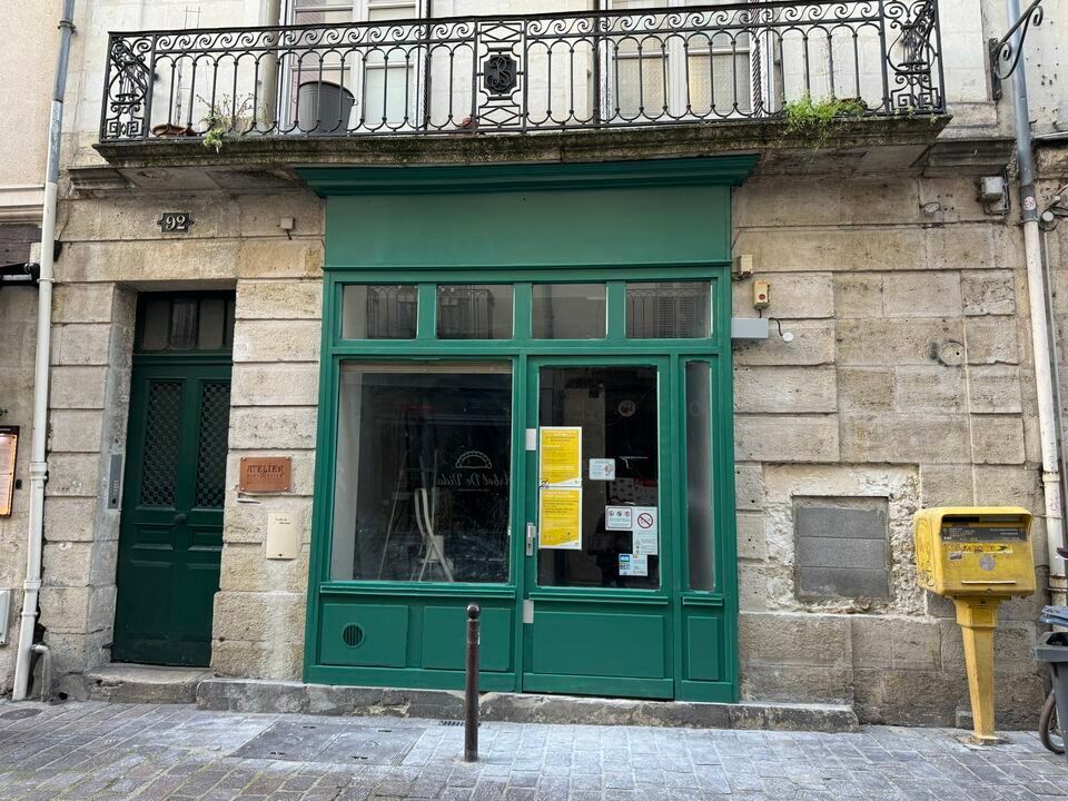 Location local commercial 60 m² non divisibles