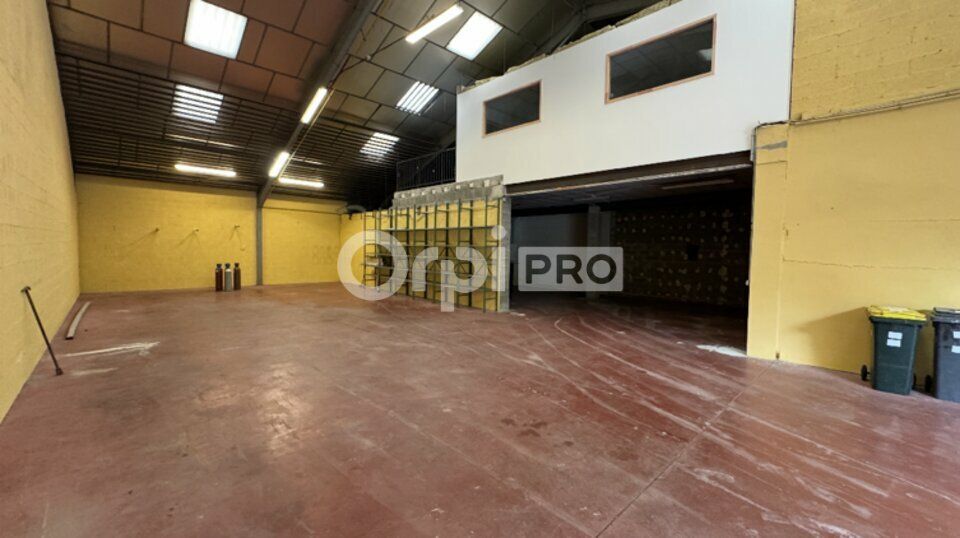 Location local d''activites 411 m² non divisibles