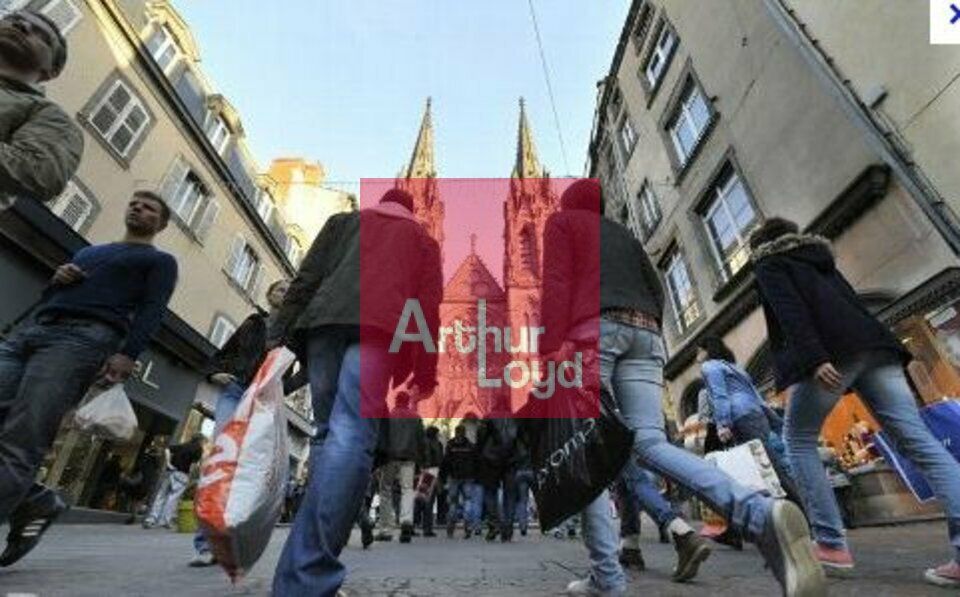 Location local commercial 168 m² non divisibles