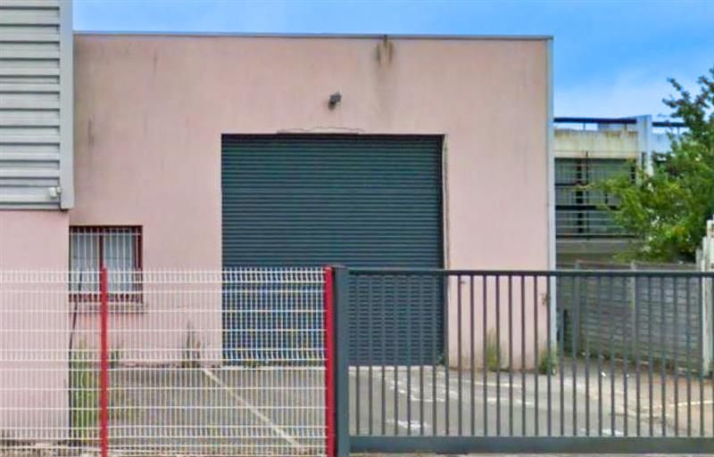 Location local d''activites 144 m² non divisibles