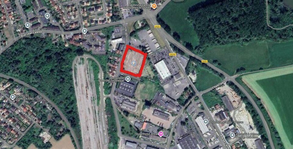 France Locaux vous propose des locaux d'activité neufs à vendre au sein de la zone d'activité Chemin noir à Persan.