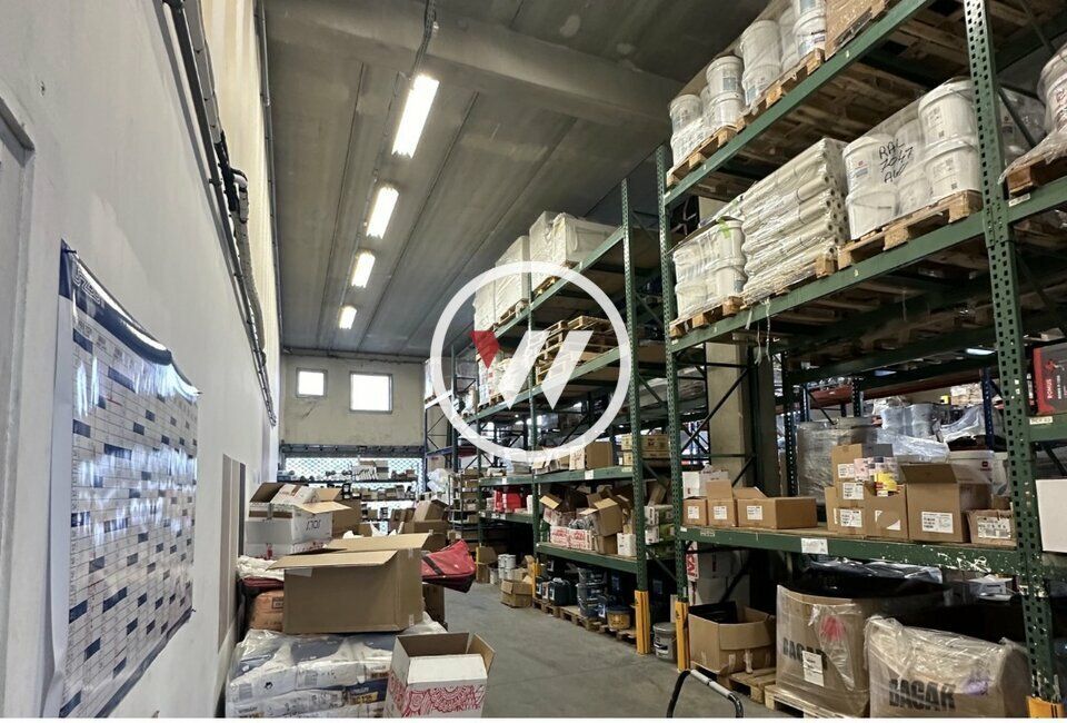 LOCAL COMMERCIAL / SHOWROOM A LOUER !