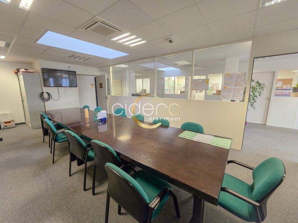 Location bureaux 220 m² non divisibles