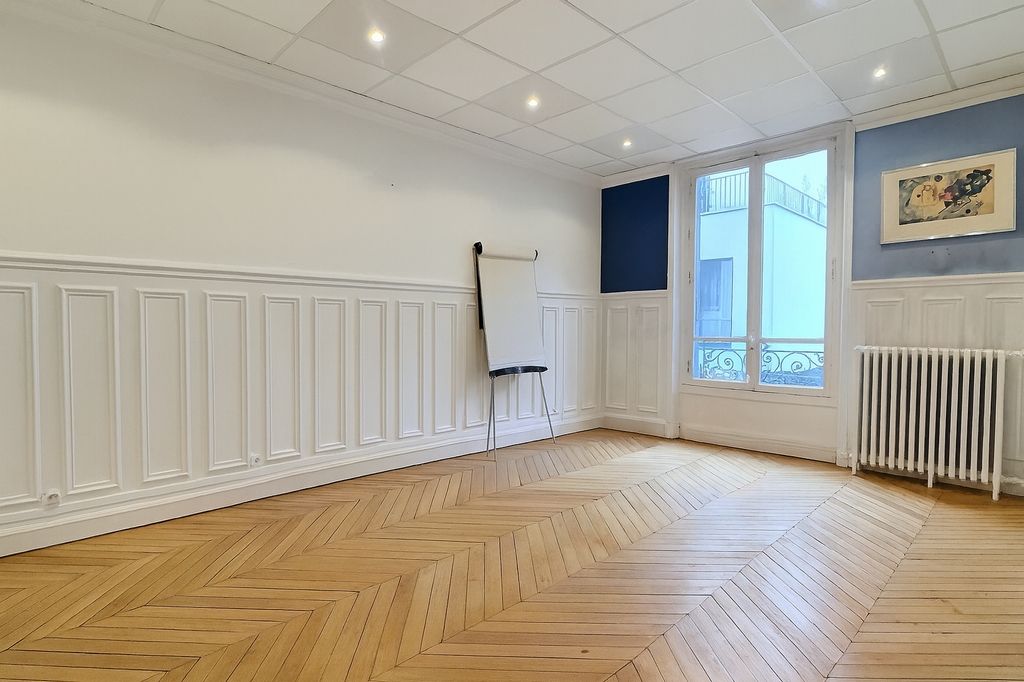 Location bureaux 65 m² non divisibles