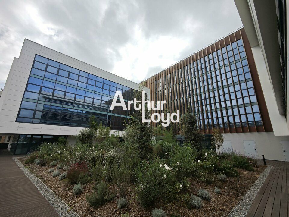 A LOUER SURFACE DE BUREAUX  DE 422M² NEUFS AMENAGES DANS IMMEUBLE DERNIERE GENERATION