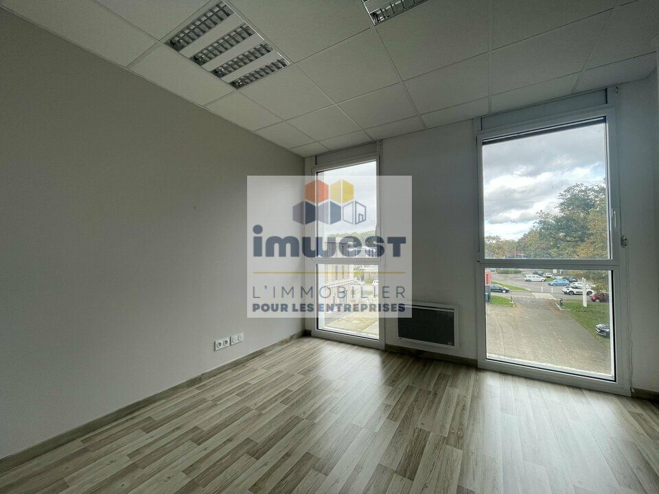 A LOUER: Opportunité rare : 633 m² de bureaux divisibles – ATLANPARC