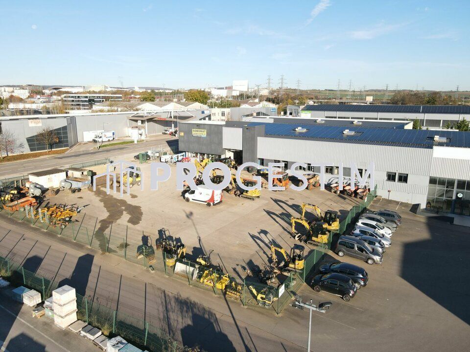 Location local d''activites 600 m² non divisibles