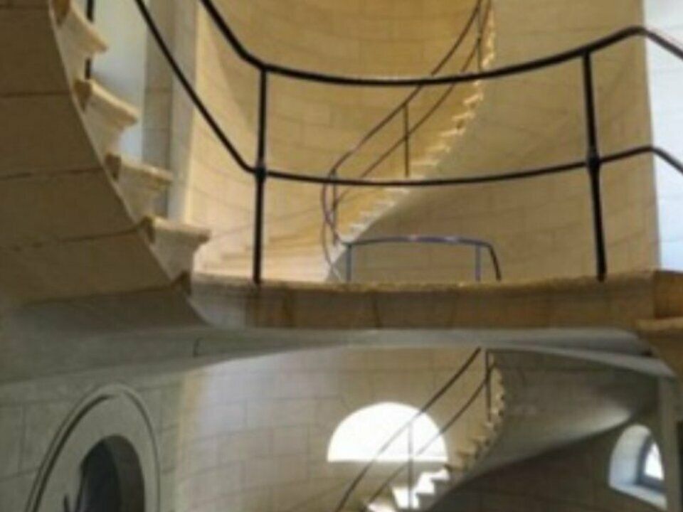 Vente entrepot 18000 m² non divisibles