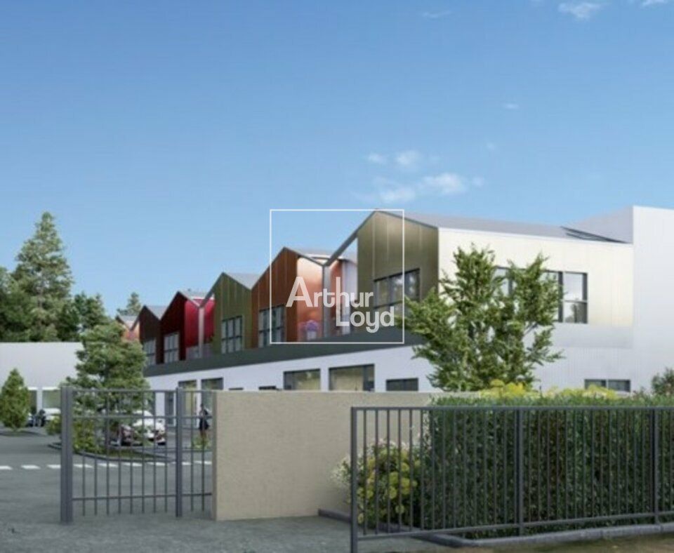 Vente local d''activites 1803 m² divisibles à partir de 601 m²