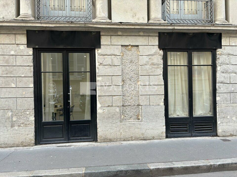 Location local commercial 25 m² non divisibles