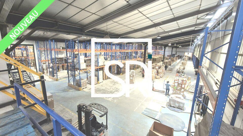 Location entrepot 3072 m² non divisibles