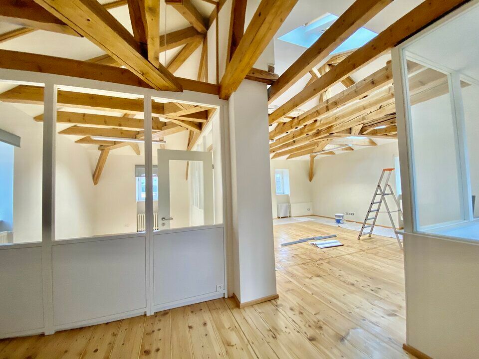 Vente bureaux 270.1 m² non divisibles