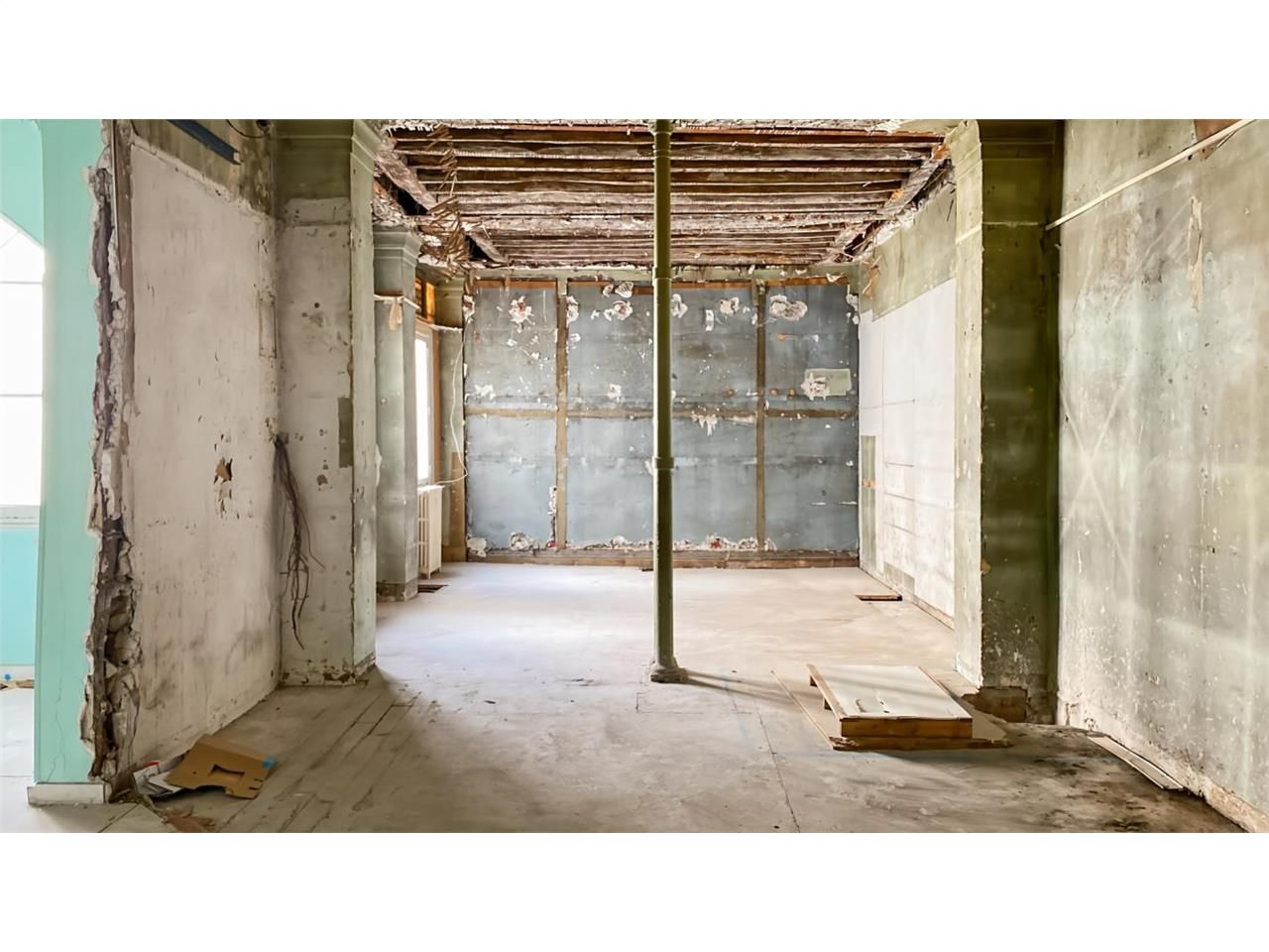 Vente bureaux 300 m² non divisibles