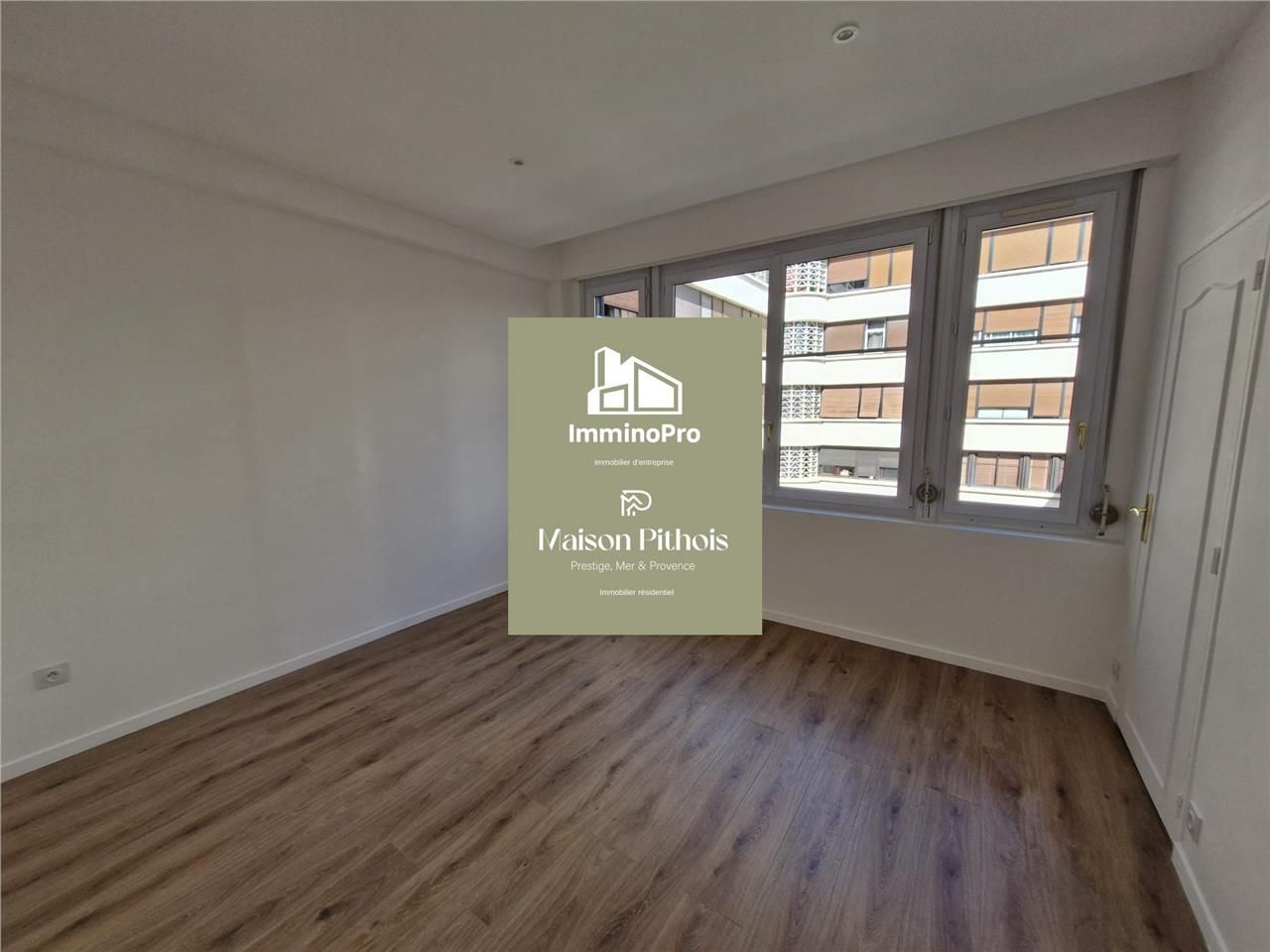 Location bureaux 80 m² à Toulon