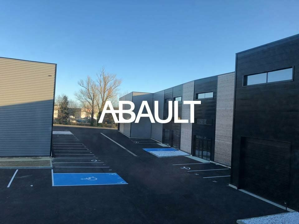 Vente local d''activites 886 m² non divisibles