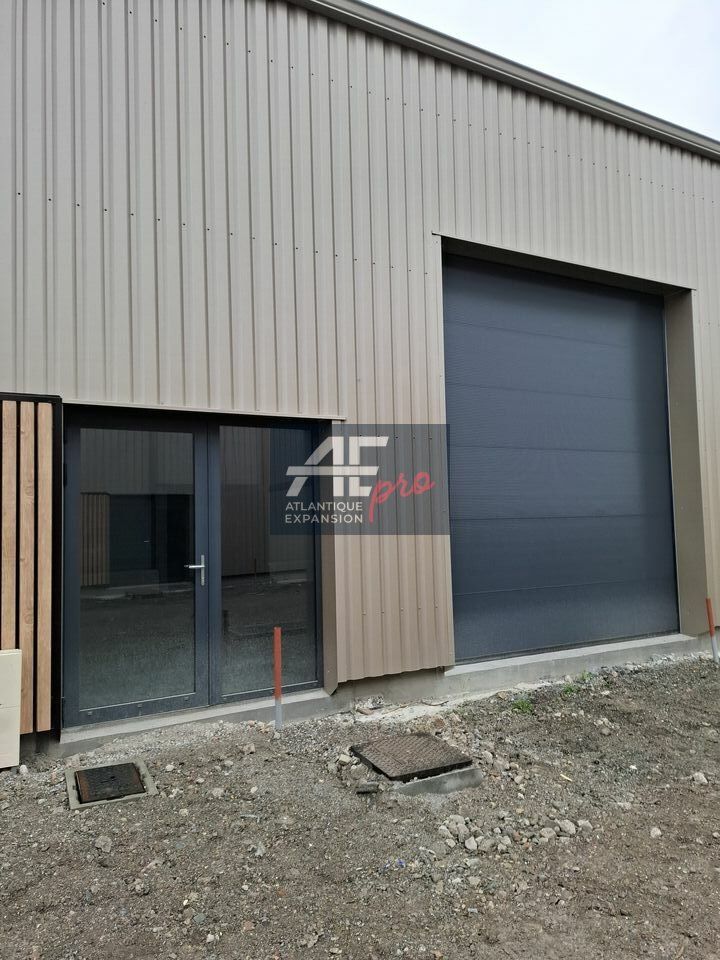 Location local d''activites 89 m² non divisibles