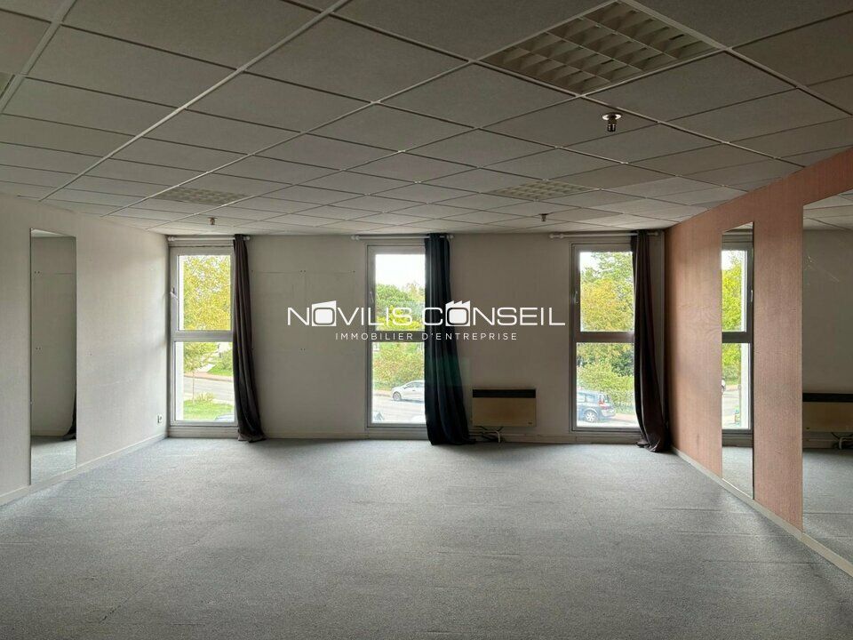 Location bureaux 260 m² non divisibles