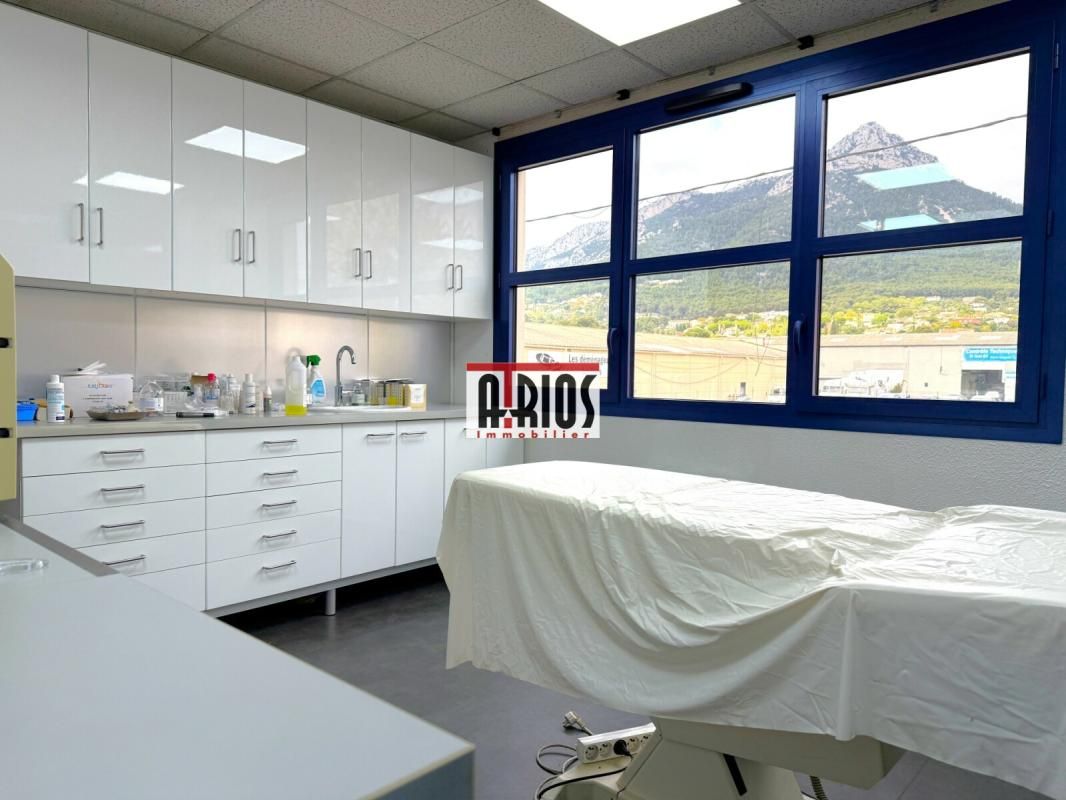 Vente bureaux 92 m² non divisibles