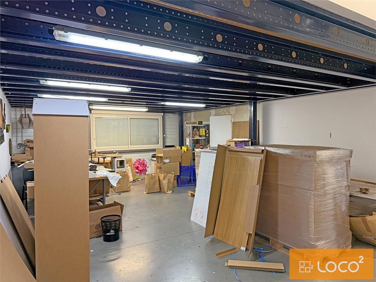 Location local 763.00 m² à GAILLAC