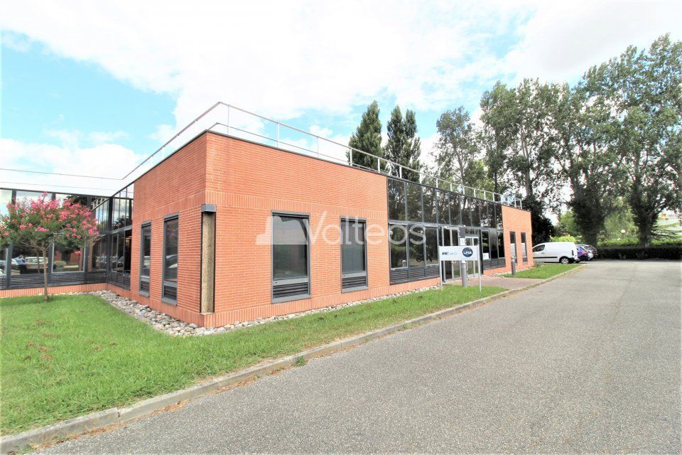 Location bureaux 251 m² non divisibles