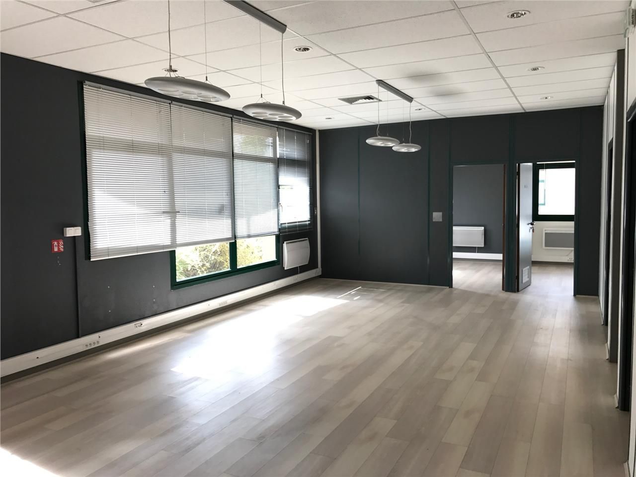 Vente bureaux 163 m² non divisibles