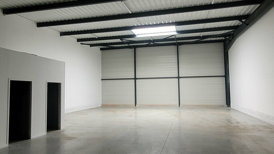Location activité/entrepôt - 252 m²