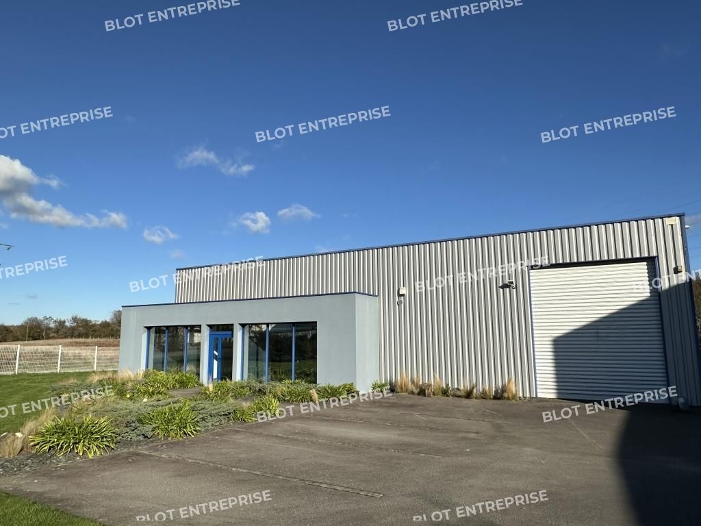 Location entrepôts 500 m² non divisibles