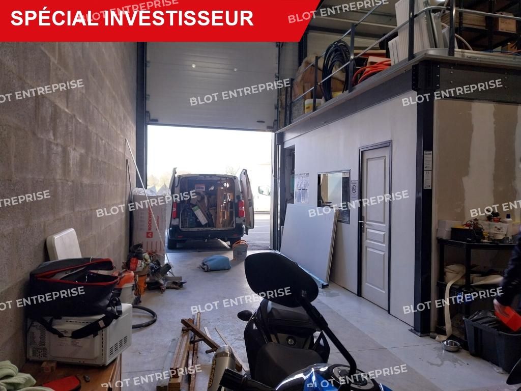 Vente entrepôts 140 m² non divisibles