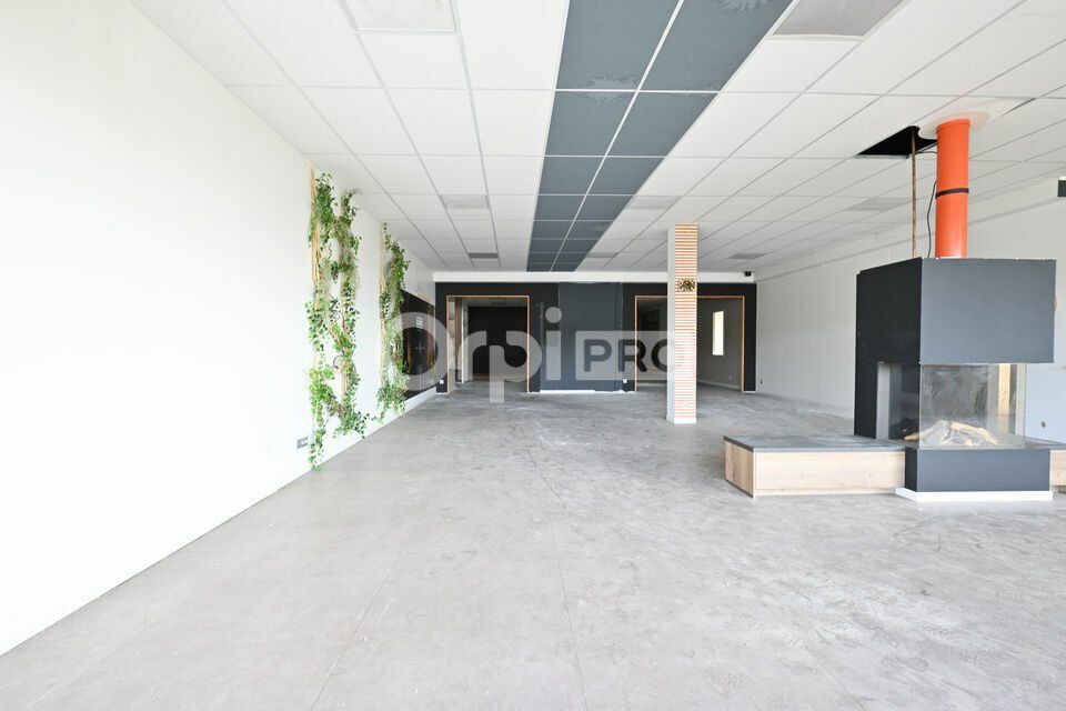 Vente local commercial 940 m² non divisibles
