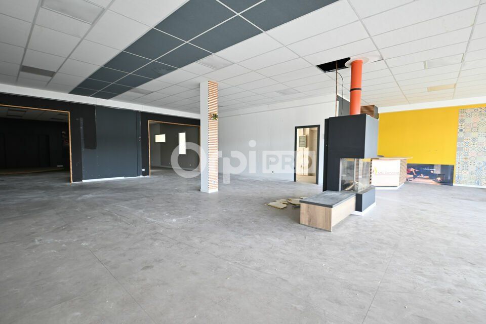 LOCAL COMMERCIAL A VENDRE - 940 m² - LE CREUSOT