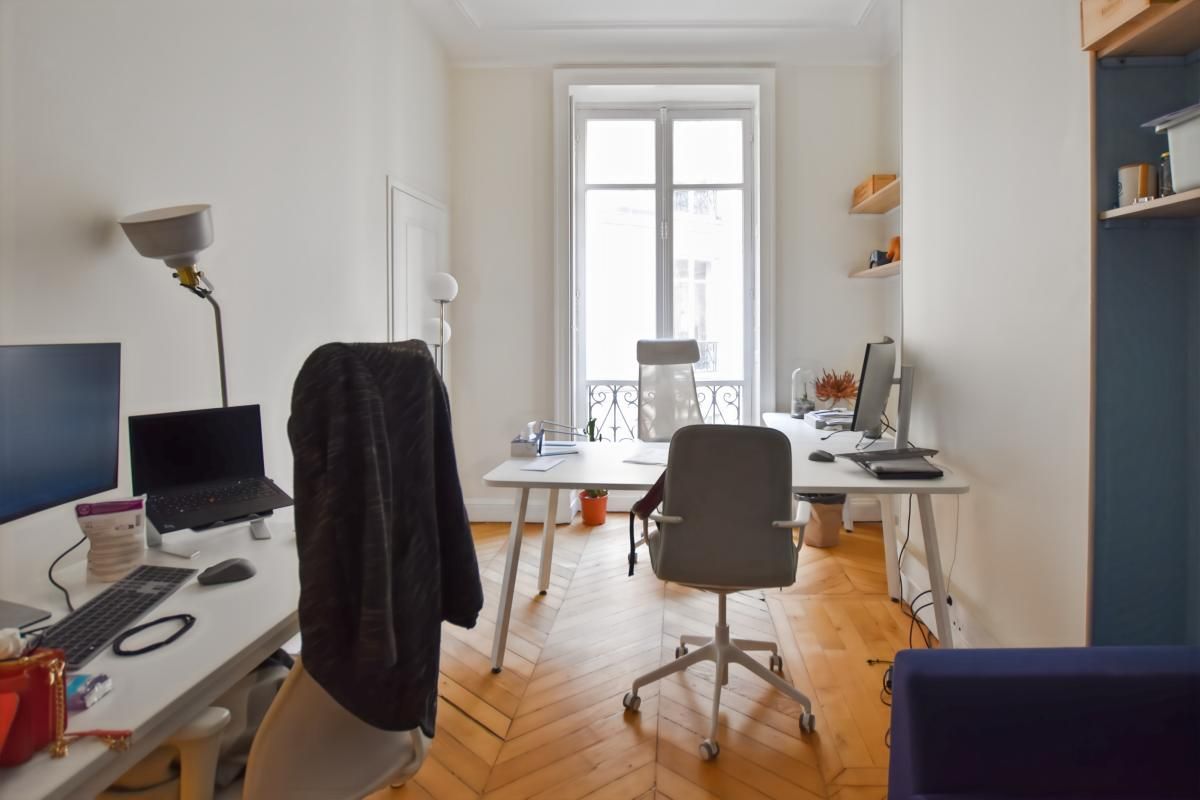 Location bureaux 93 m² non divisibles