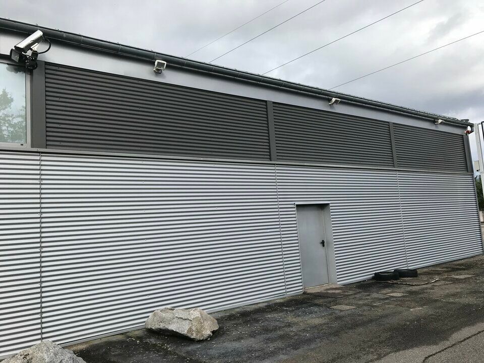 Location local d''activites 270 m² divisibles à partir de 270 m²