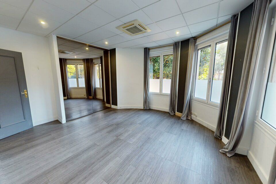 Location bureaux 116 m² non divisibles