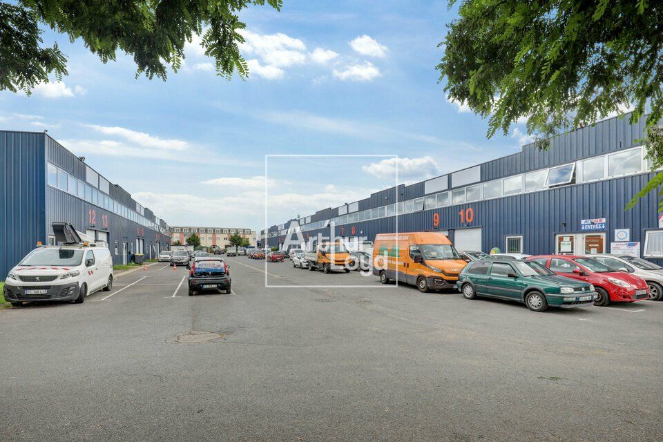 Location local d''activites 279 m² non divisibles