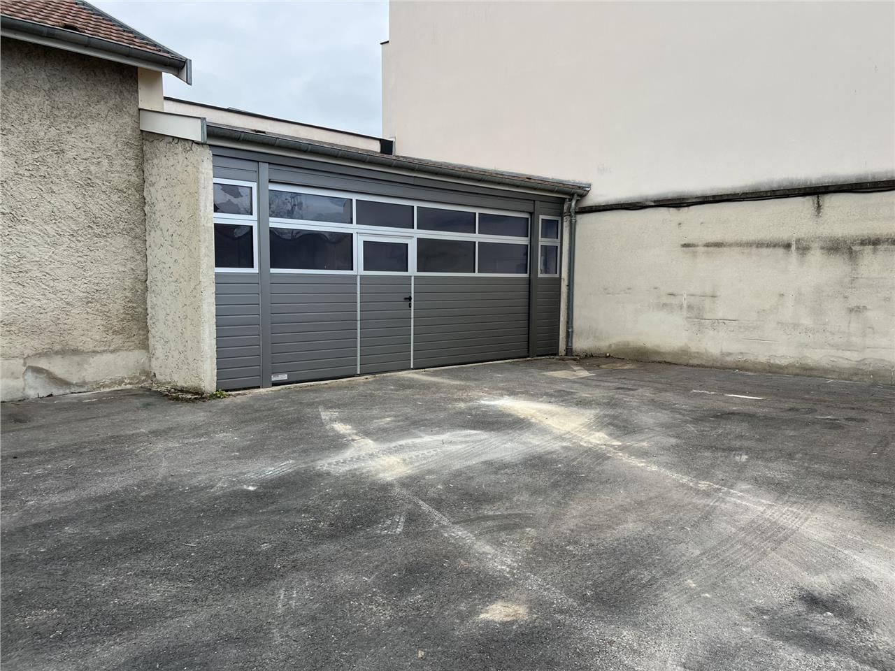 310 m² dispo à Cormontreuil