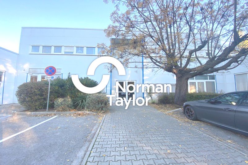 Location bureaux 69.99 m² non divisibles