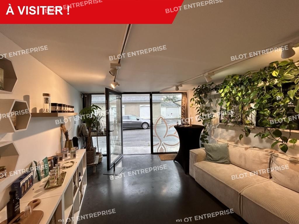 Location local commercial 51 m² non divisibles