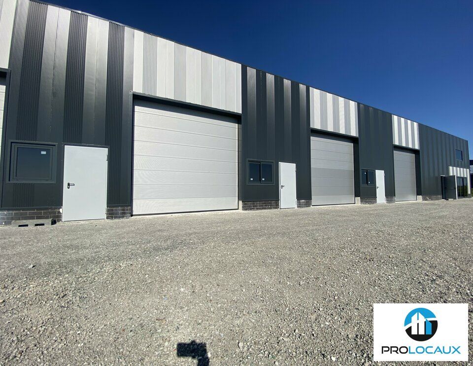 Location local d''activites 158 m² non divisibles