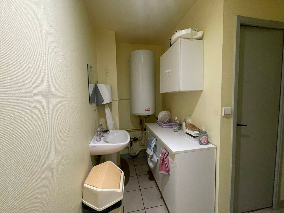 Surface de bureaux d'environ 102 m² Colombelles