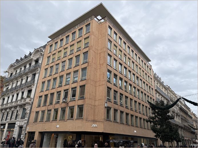 Location Bureaux récents 308 m² non divisibles