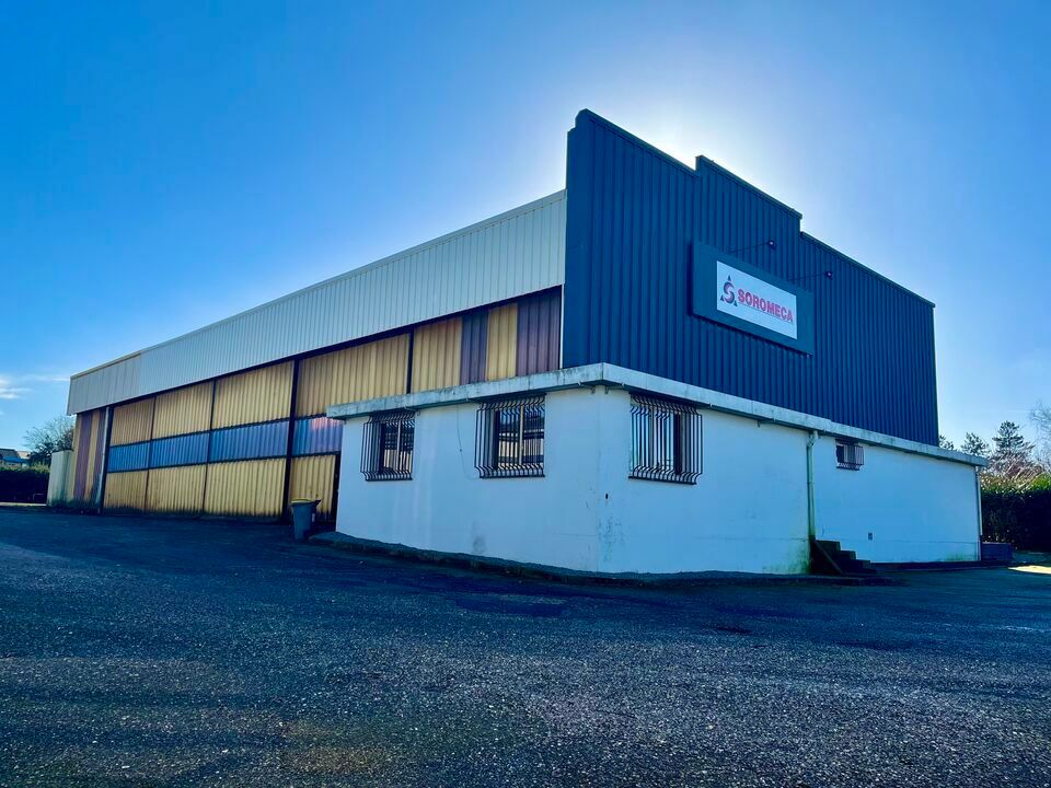 Location local d''activites 1250 m² non divisibles