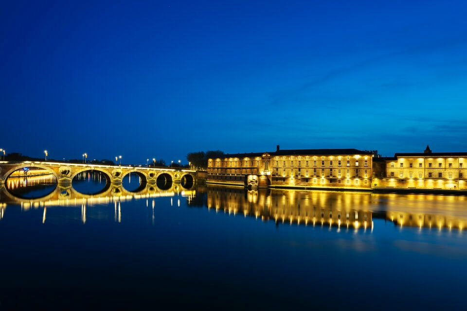 Quartier Saint Georges A céder Local commercial de 120 m² 