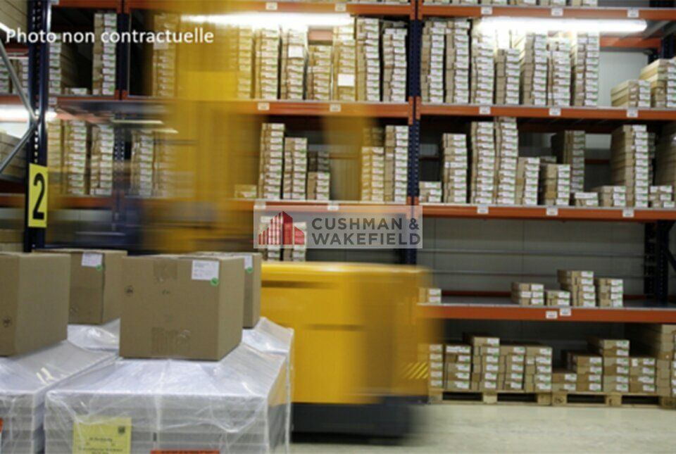Location local d''activites 425 m² non divisibles
