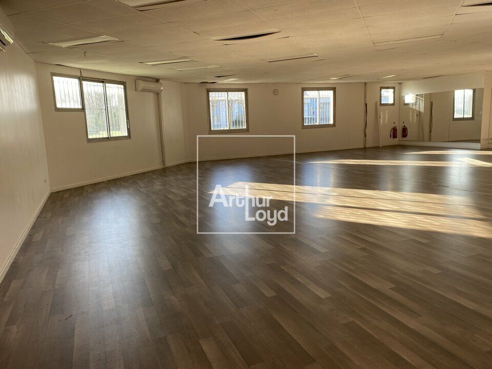 Vente entrepot 795 m² non divisibles