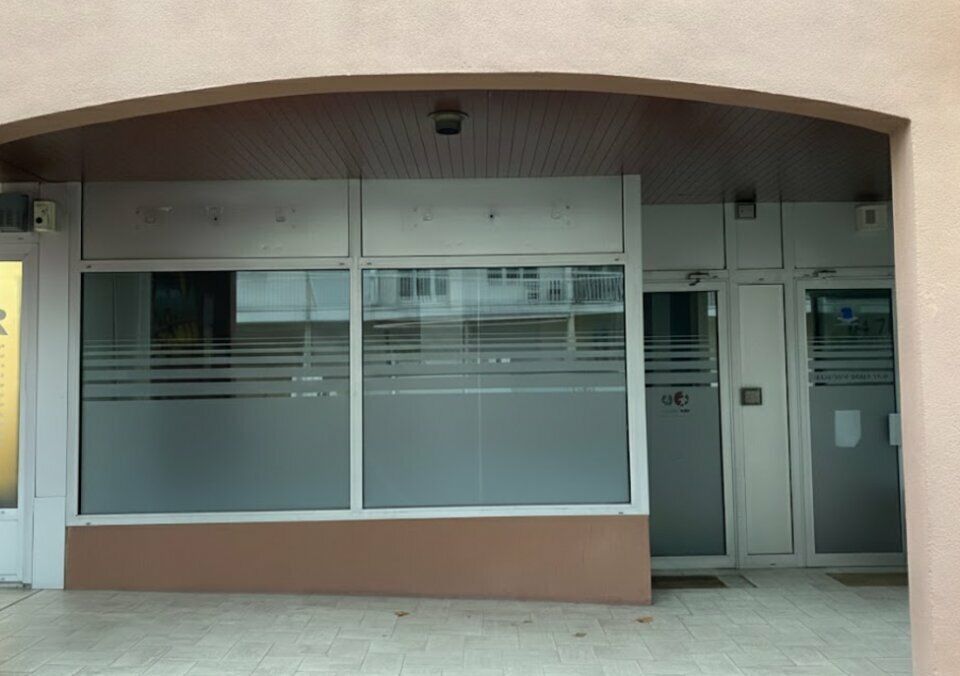 Location local commercial 120 m² non divisibles